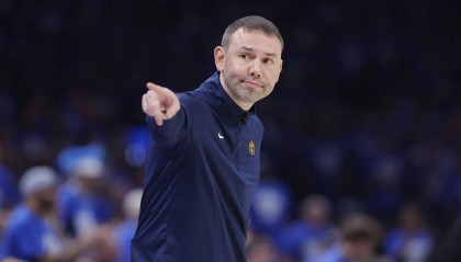 转正！小阿德尔曼成为掘金新帅 老板对他赞赏有加