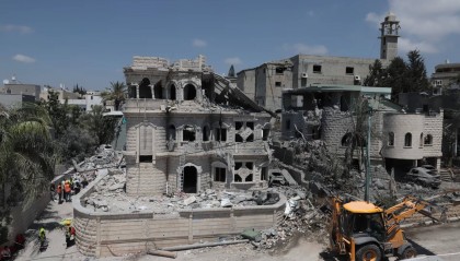 伊朗导弹“砸”出的裂痕?“在以色列,就连死亡也不平等”