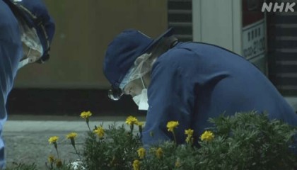 日本街头发生无差别杀人事件，6人受伤，警方缴获4把刀具