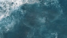 中年就业“避风港”:报告称超七成网约车司机系失业后转入