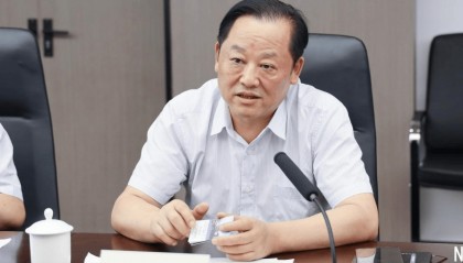 不到1个月，都江堰两任市长被查