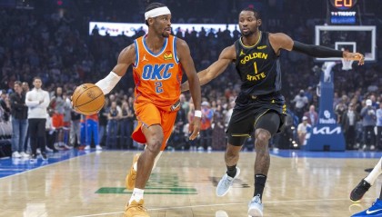 库里复出11分5犯SGA28+11 勇士三节花惨败雷霆