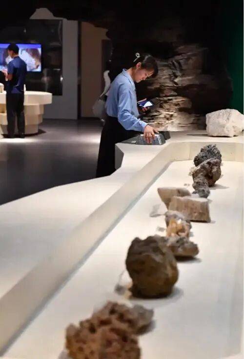 【国内新闻】校馆弦歌丨中南大学地质博物馆：追寻地质报国足迹