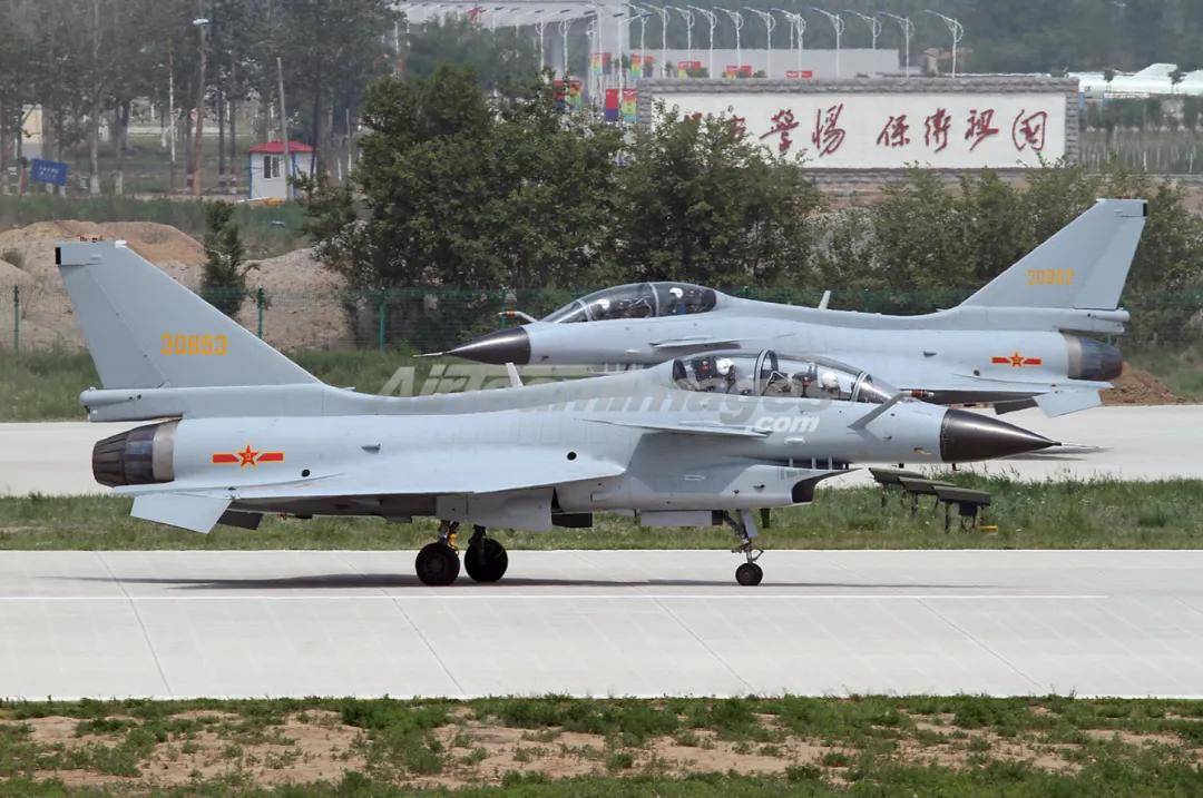 歼-35青春版？076专用舰载机？新机“超级小黄蜂”究竟是干嘛的？