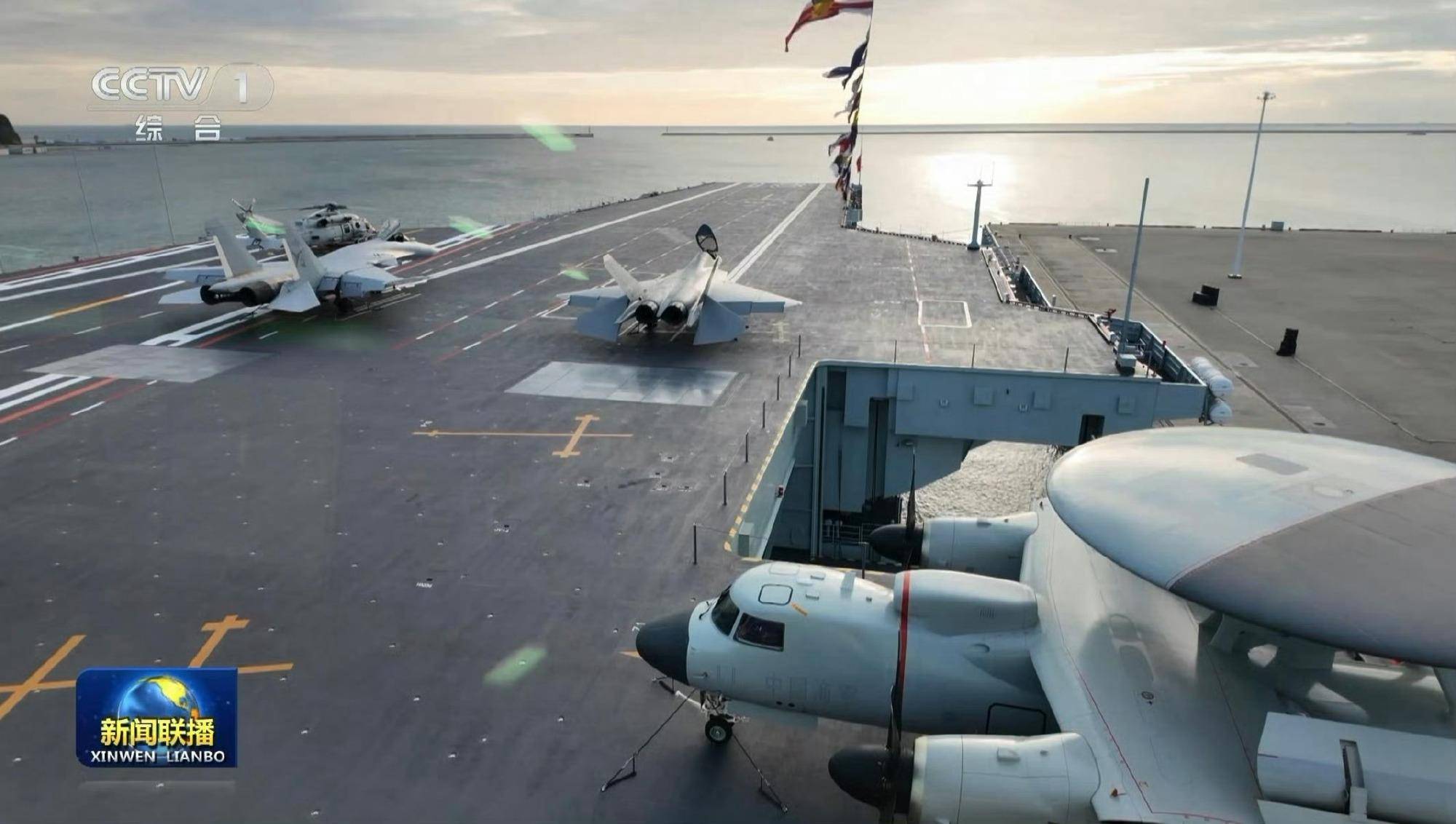 时速200公里急刹车!福建舰服役后第一餐:烤羊排,大虾,红烧肉