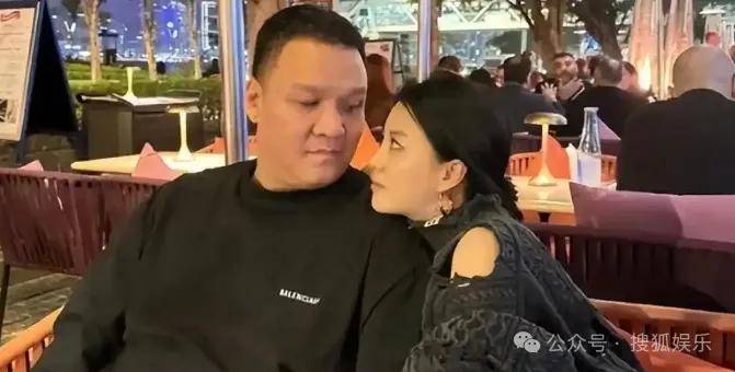官宣与年下弟弟的新恋情！姐姐离婚后审美火速升级了？！