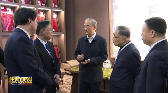 省委书记参观百年野山参！吉林正举全省之力打造千亿级产业