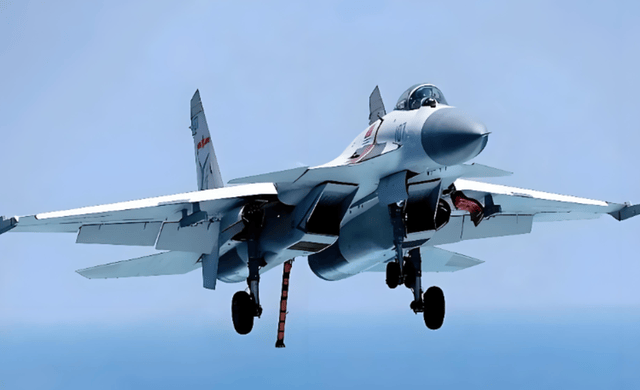 歼-15锁定F-15J距离被曝光,赤裸裸技术碾压,日专家终于清醒了