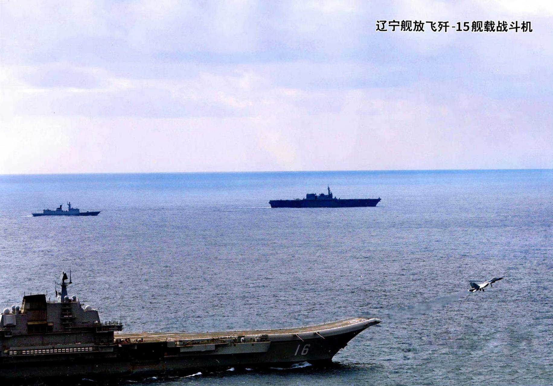 突发！加贺号航母举动反常，中日航母交锋，歼-15将首次迎战F-35B