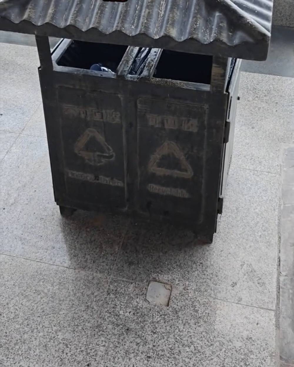 山西鹳雀楼景区被曝同一个垃圾箱垃圾分类标志胡乱标注，景区：立即开展专项整改