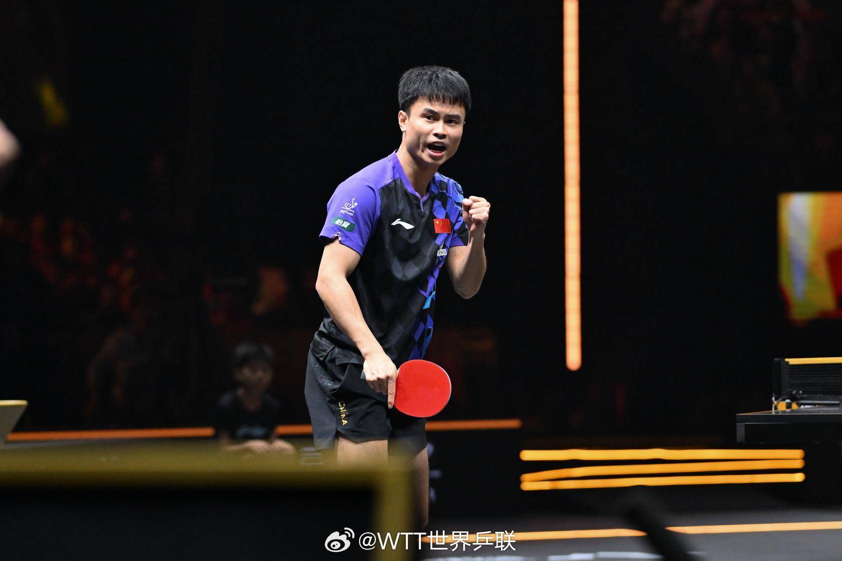 横扫世界第三！WTT中国大满贯-周启豪3-0张本智和 携松岛辉空进8强